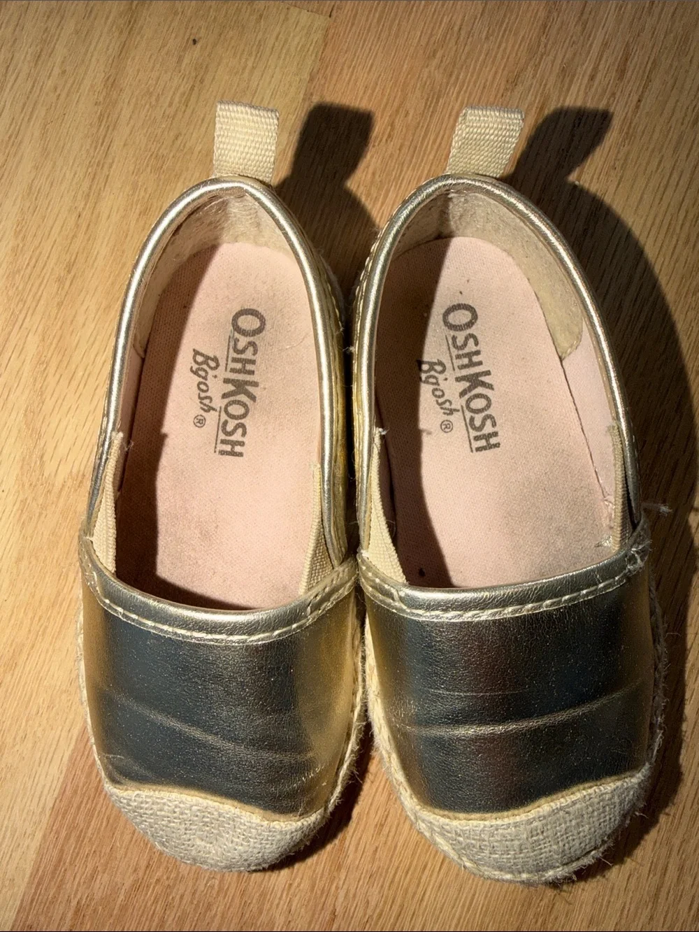 OshKosh Bgosh shiny metallic